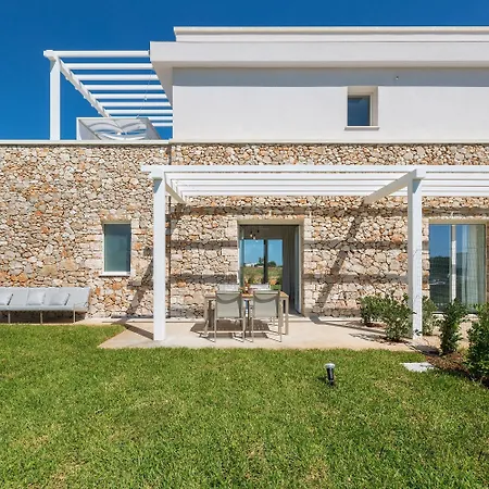 Perla Saracena Luxury Torre Pali